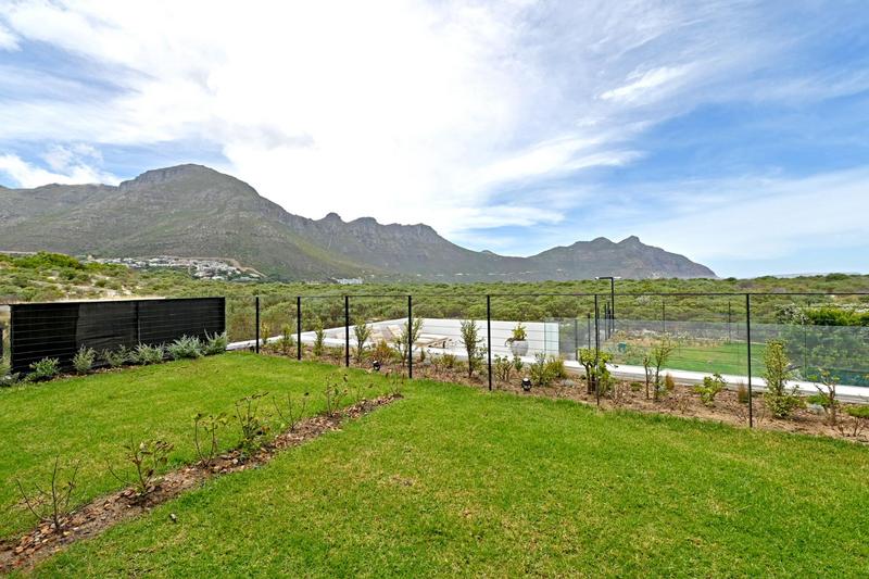 1 Bedroom Property for Sale in Beach Estate Western Cape